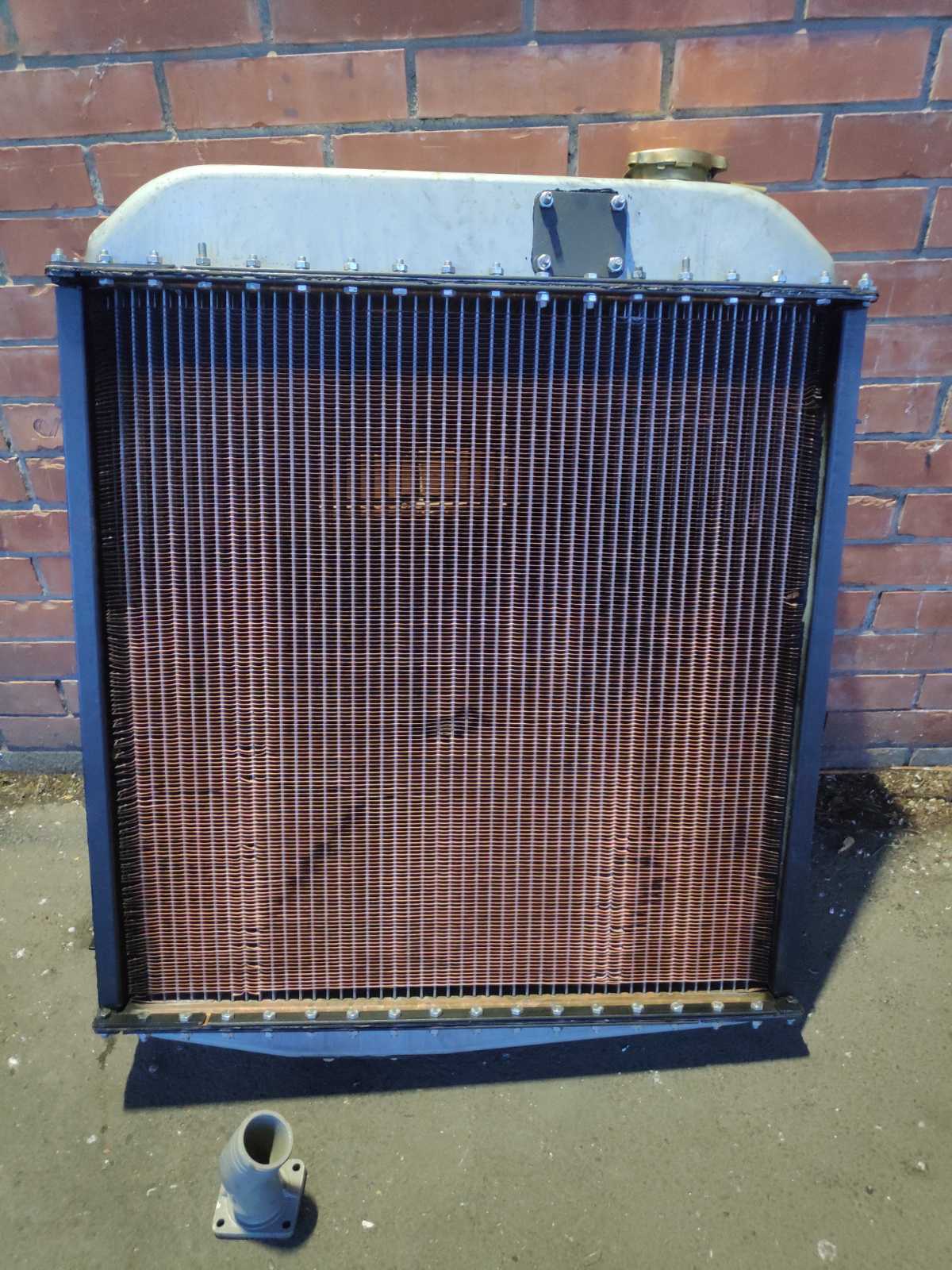 РАДИАТОР ОХЛАЖДЕНИЯ Т-130, Т-170, Т-10, А-120